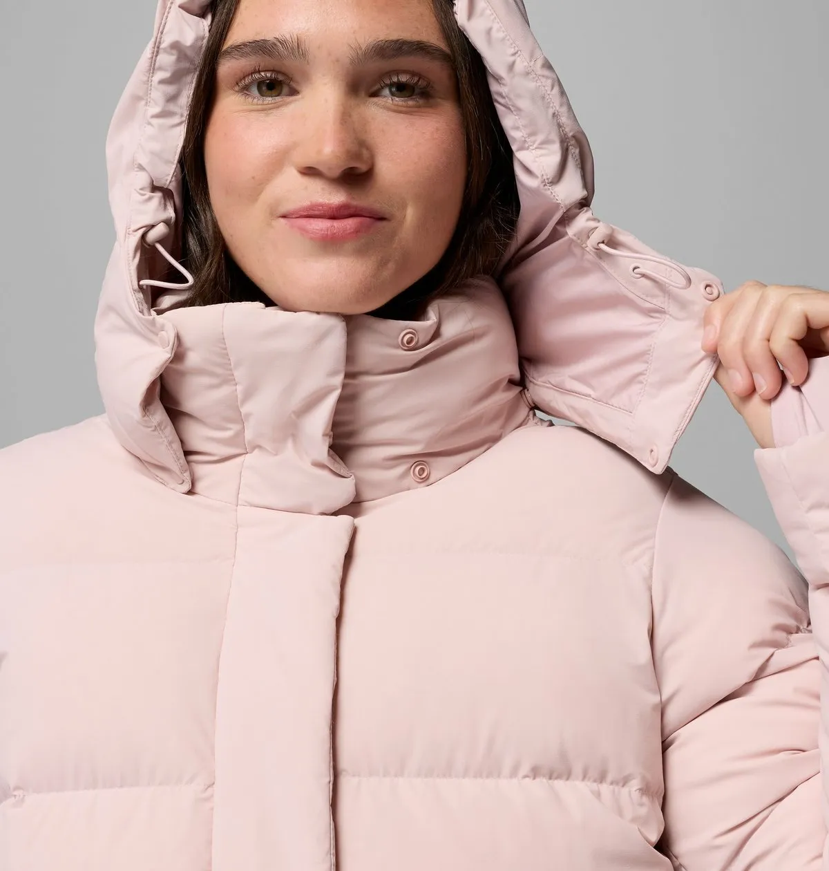 Women’s Amaze Puff Hooded Jacket in Mineral Pink
