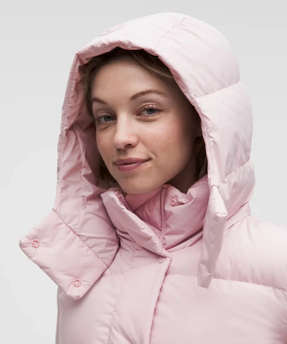 Wunder Puff 600-Down-Fill Cropped Jacket in Porcelain Pink