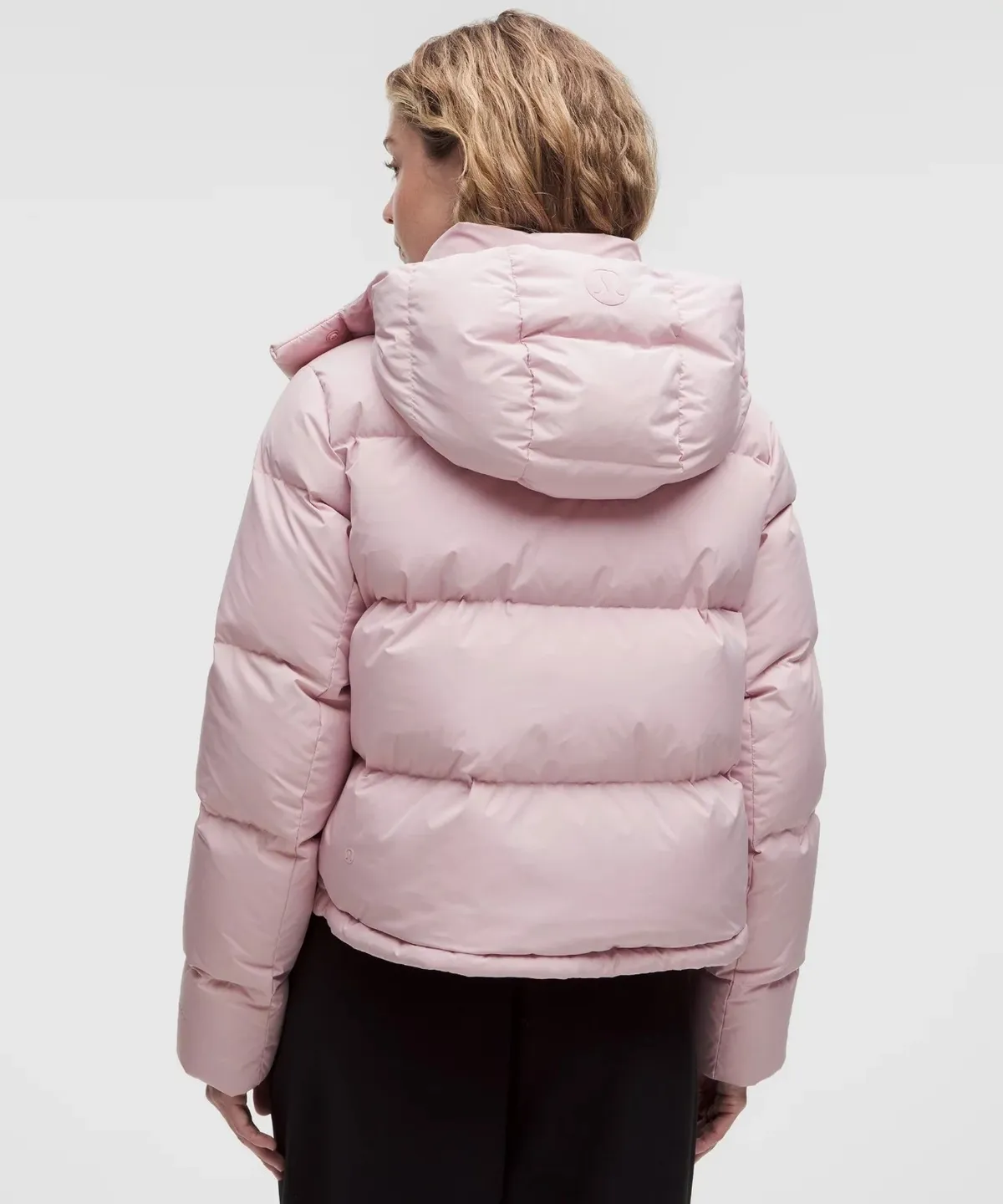 Wunder Puff 600-Down-Fill Cropped Jacket in Porcelain Pink