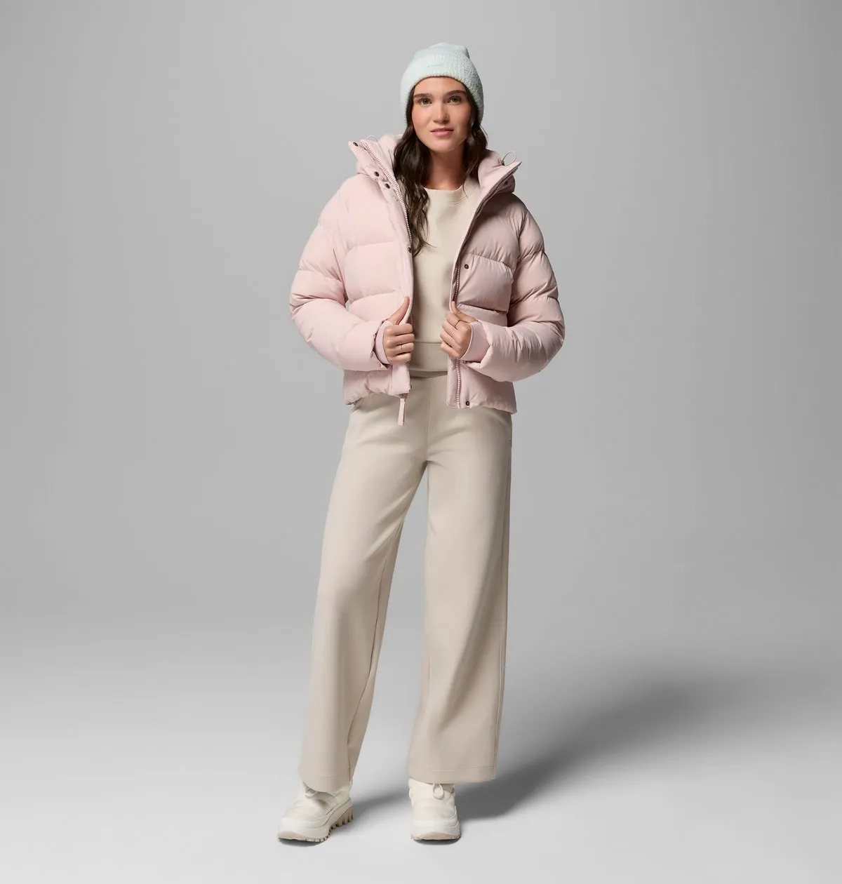 Women’s Amaze Puff Hooded Jacket in Mineral Pink