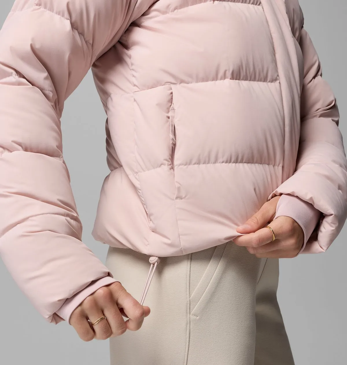 Women’s Amaze Puff Hooded Jacket in Mineral Pink