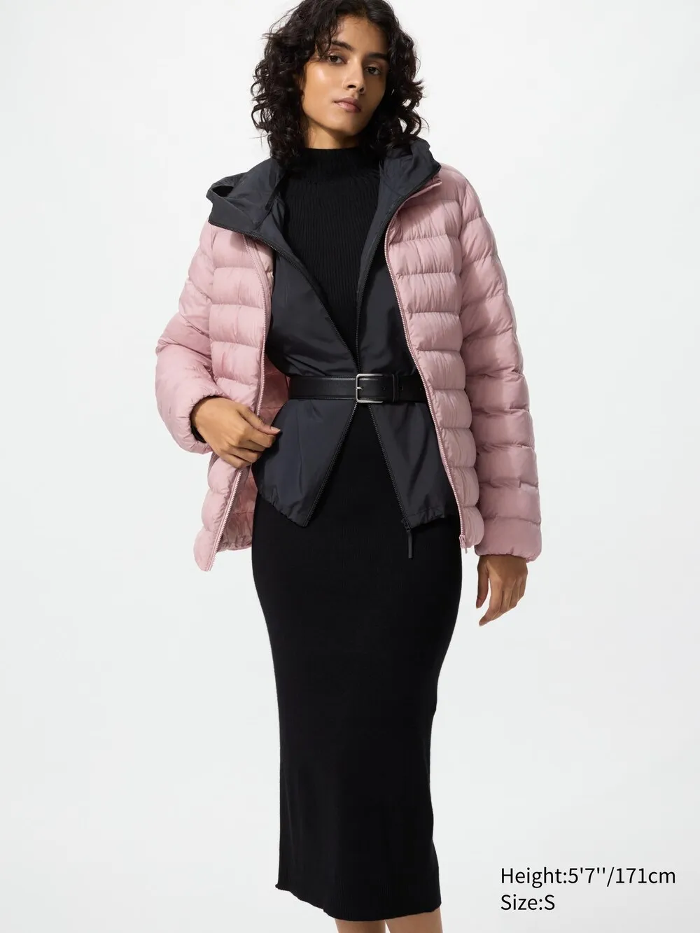 UNIQLO PUFFTECH Jacket in color 11 Pink